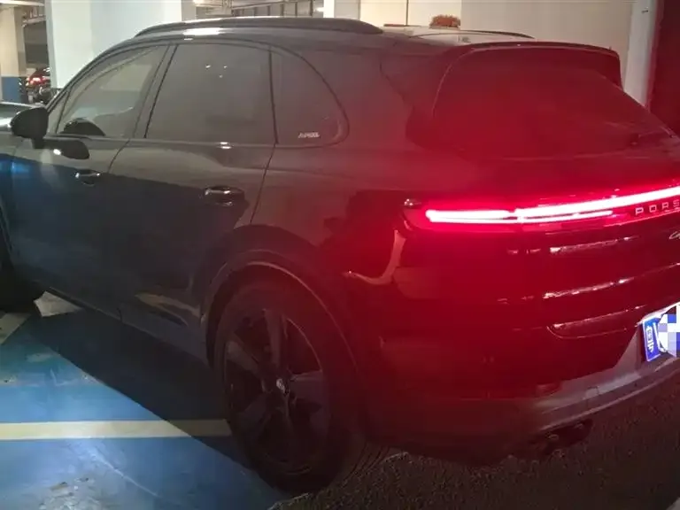 Porsche Cayenne 2024 из CN, фото 3