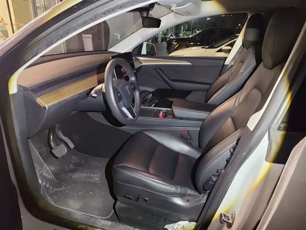 Tesla Model Y 2022 из CN, фото 4