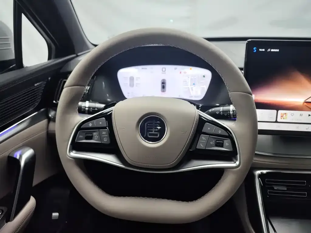 BYD Tang New Energy 2025 из CN, фото 10