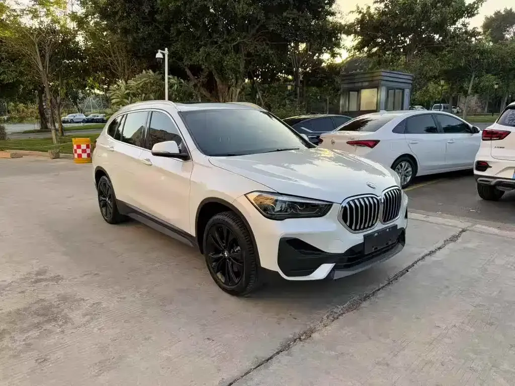 BMW X1 — фото 2