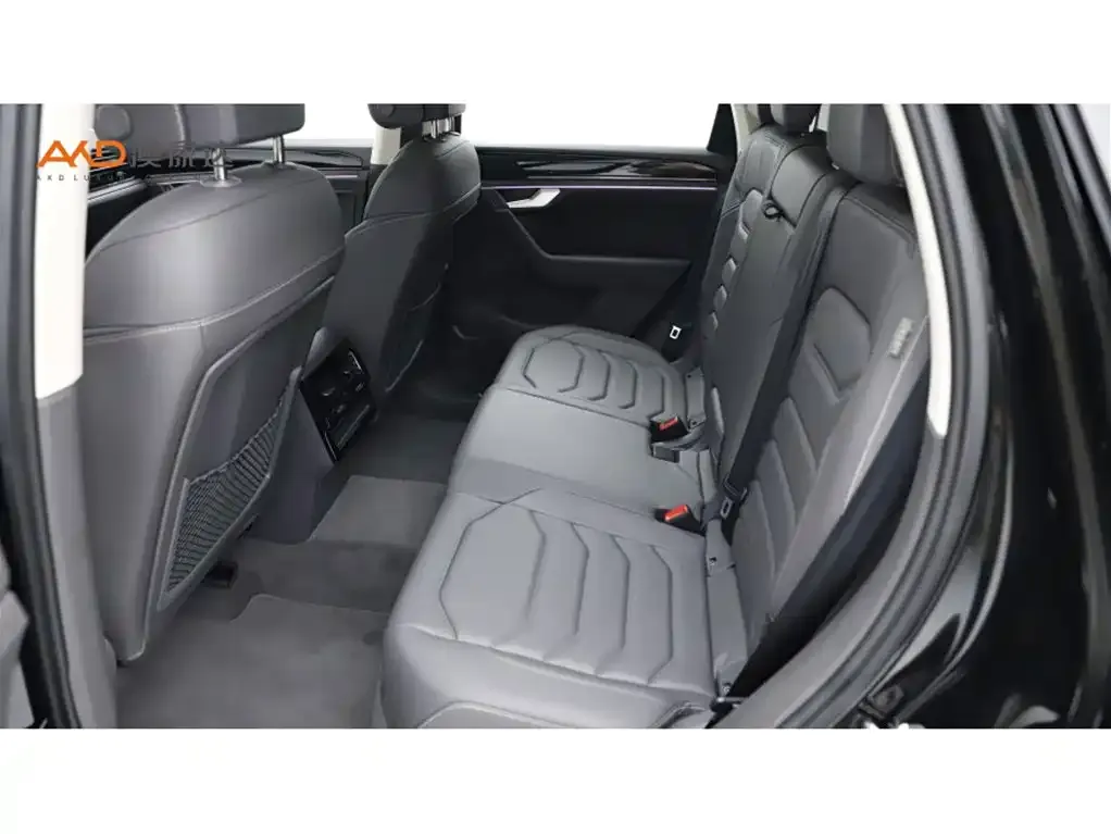 Volkswagen Touareg 2025 из CN, фото 7