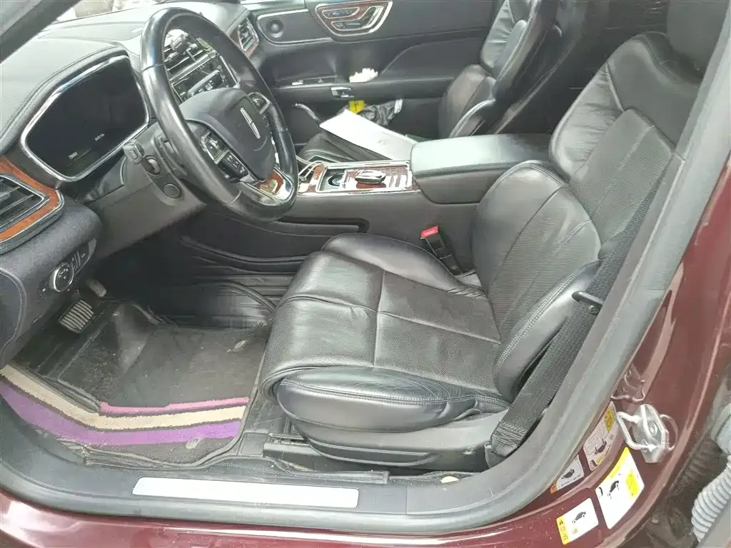 Lincoln Continental 2021 из CN, фото 8