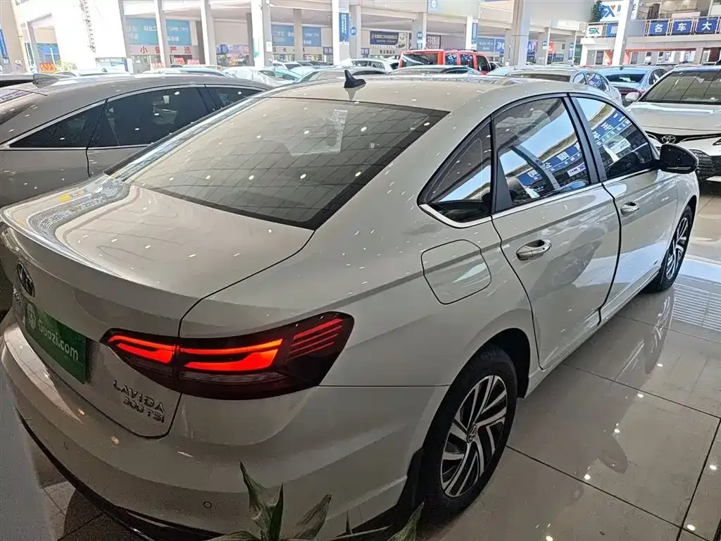 Volkswagen Lavida 2024 из CN, фото 7