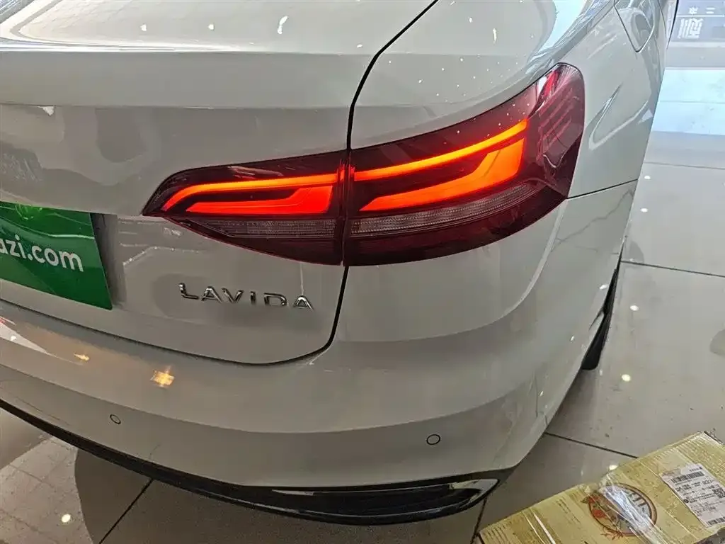 Volkswagen Lavida 2024 из CN, фото 8