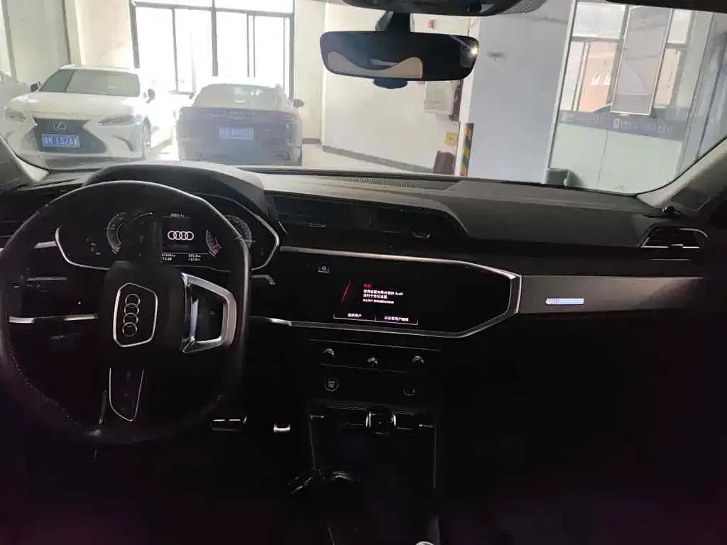 Audi Q3 2022 из CN, фото 3