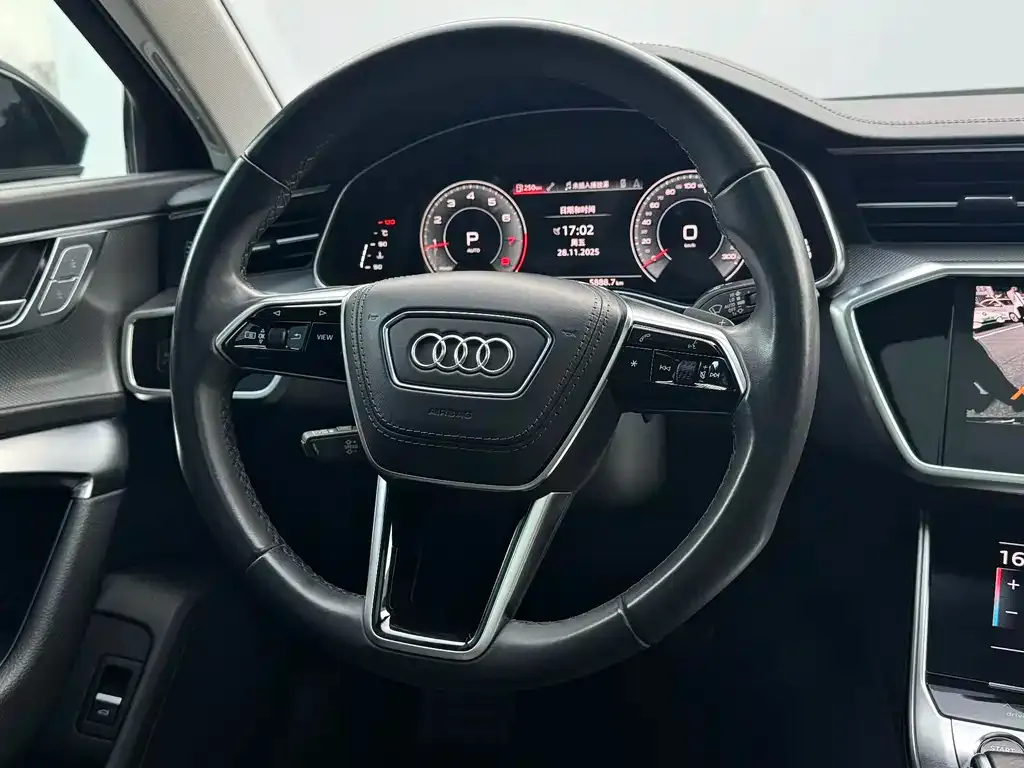 Audi A6L 2023 из CN, фото 10