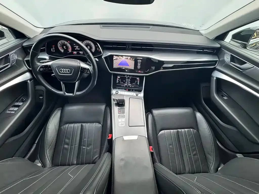 Audi A6L 2023 из CN, фото 6