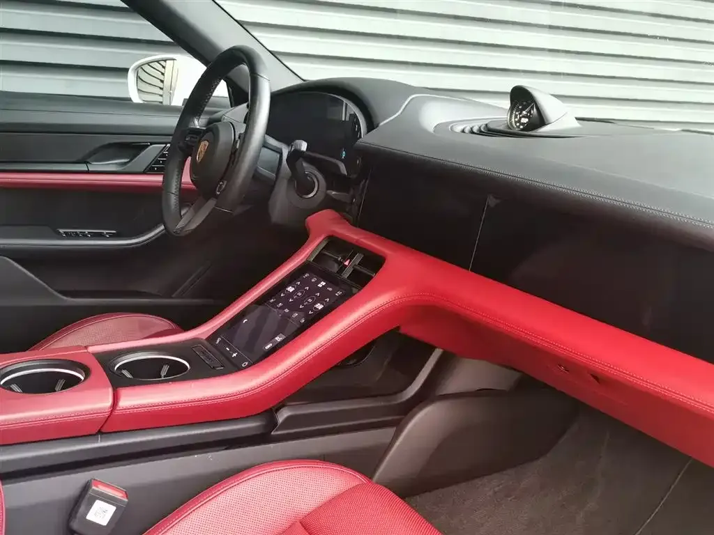 Porsche Taycan 2021 из CN, фото 2