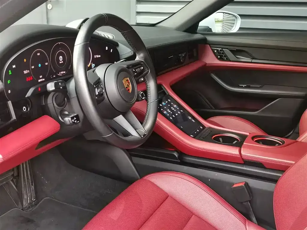 Porsche Taycan 2021 из CN, фото 6