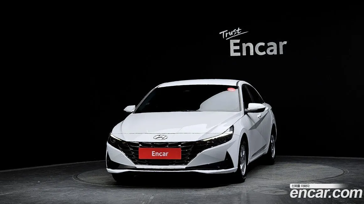 Hyundai AVANTE — фото 3