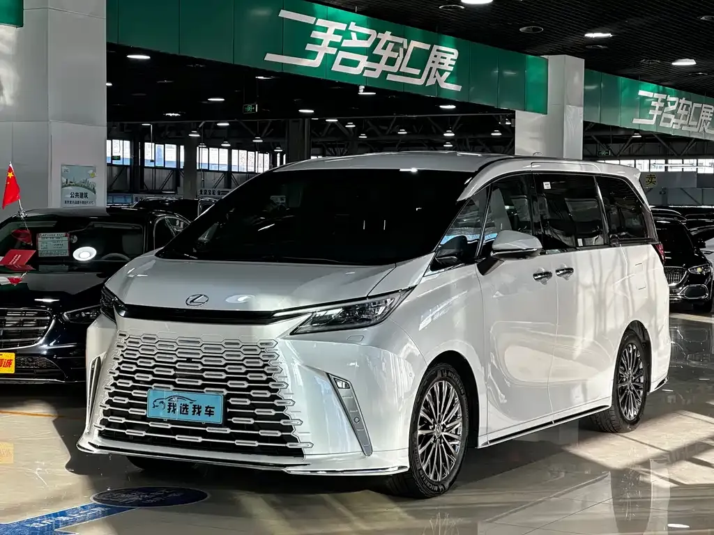 Lexus LM 2024 из CN, фото 1