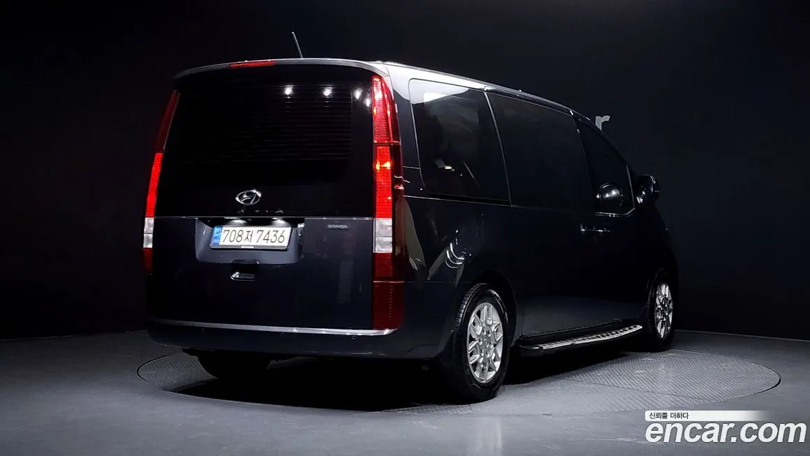 Hyundai Staria 2023 из KR, фото 2