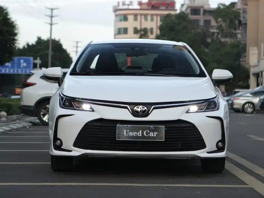 Toyota Corolla — фото 2