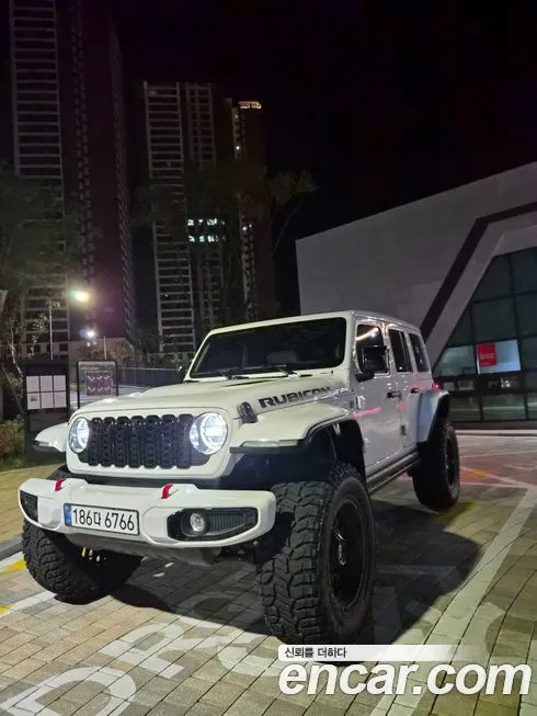 Jeep Wrangler — фото 5