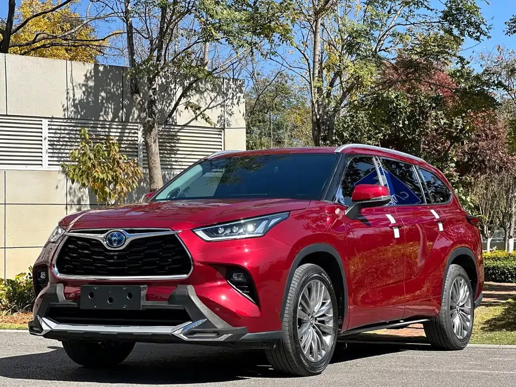 Toyota Highlander 2022 из CN, фото 1