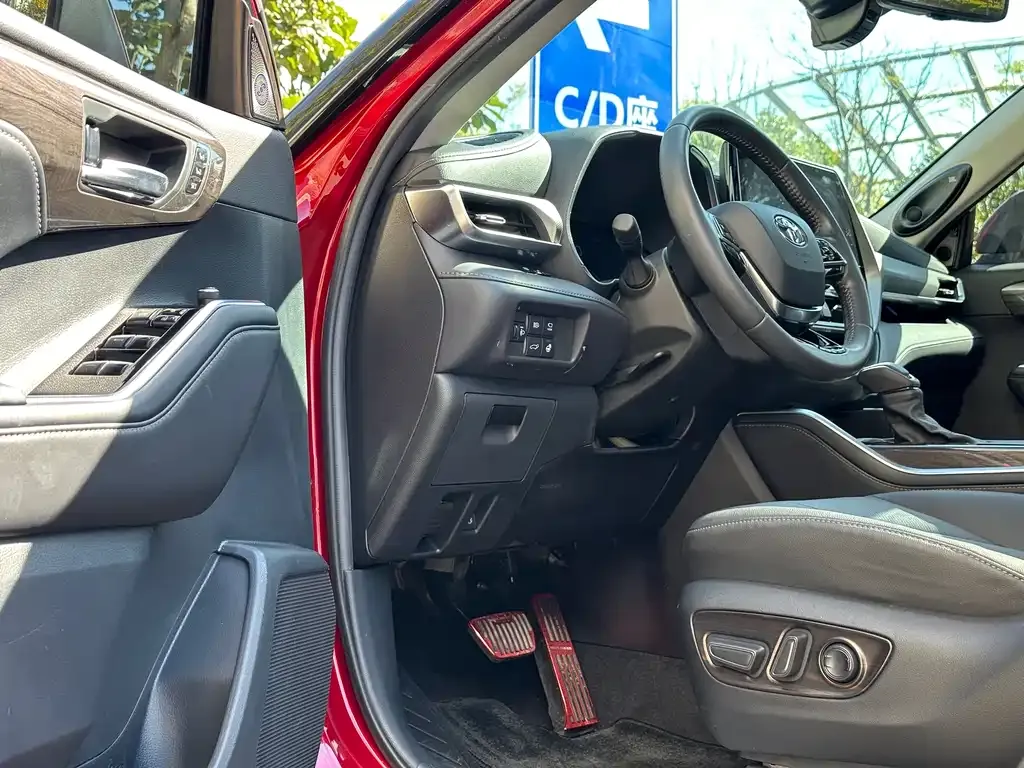 Toyota Highlander 2022 из CN, фото 9