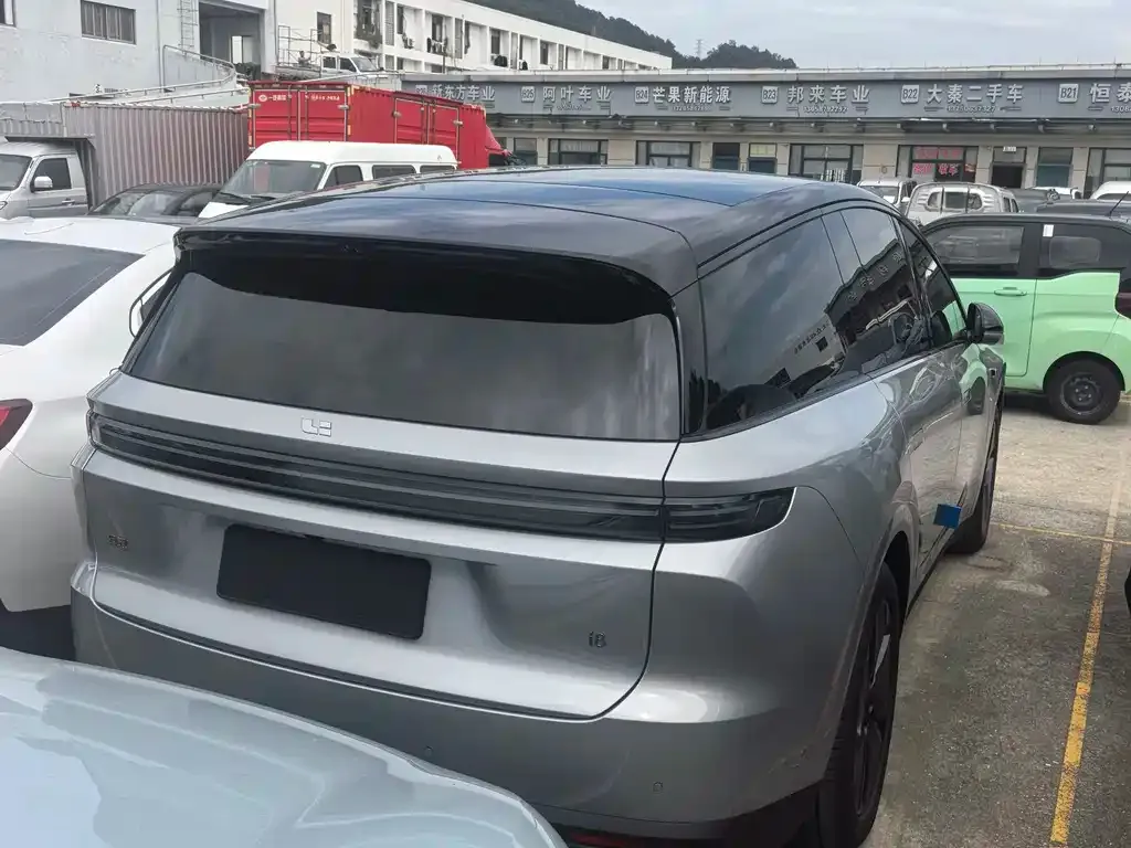 Li Auto i8 2025 из CN, фото 7