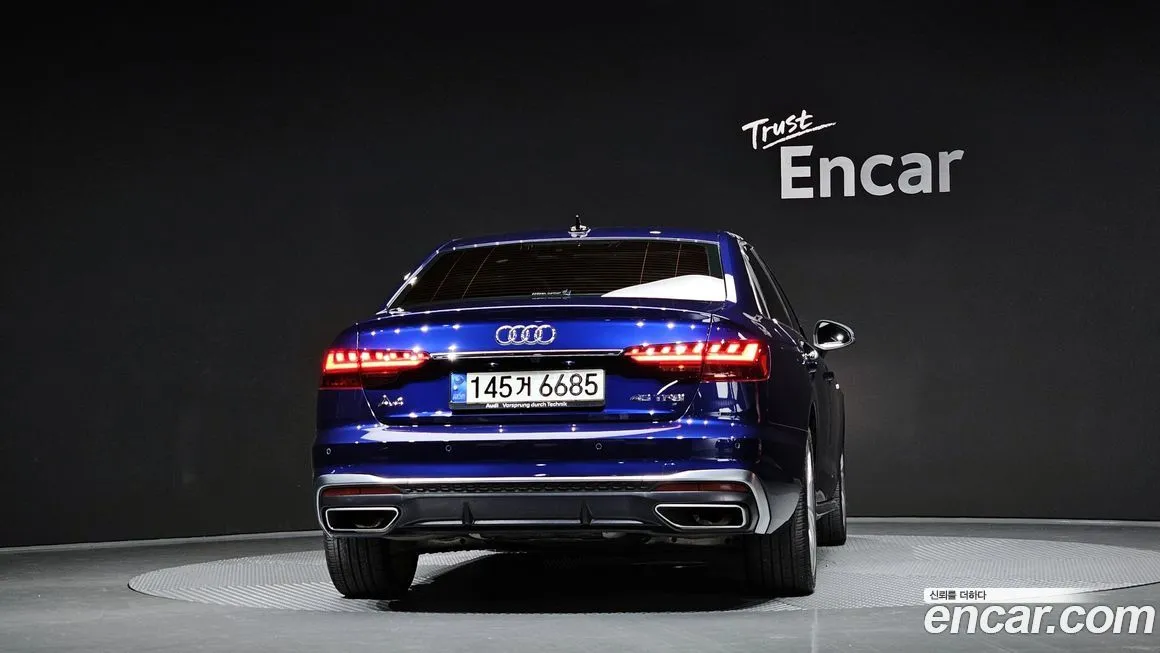 Audi A4 — фото 4