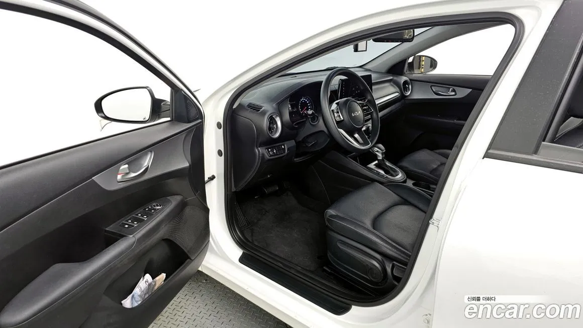 Kia K3 2022 из KR, фото 10