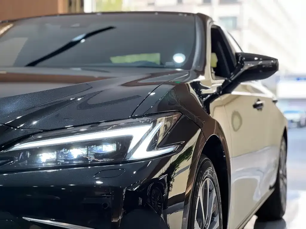 Lexus ES 2025 из CN, фото 10