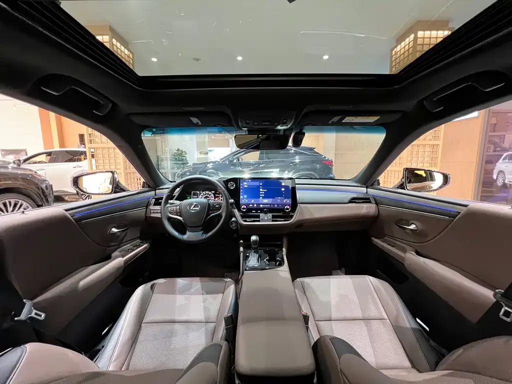 Lexus ES 2025 из CN, фото 9