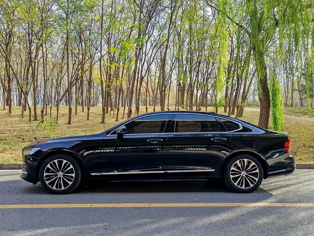 Volvo S90 — фото 3