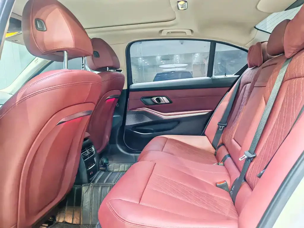 BMW 3 Series 2025 из CN, фото 10