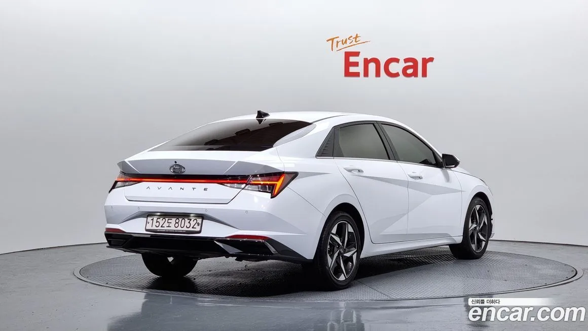 Hyundai AVANTE — фото 2