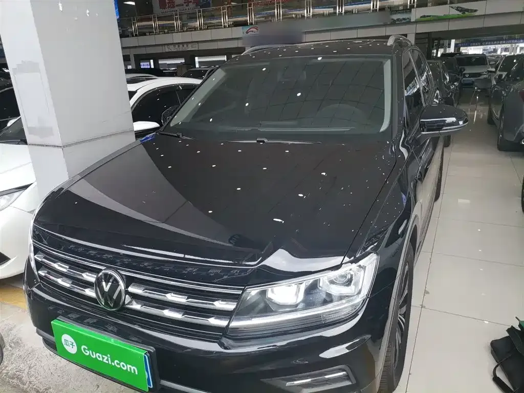 Volkswagen Tiguan L — фото 3
