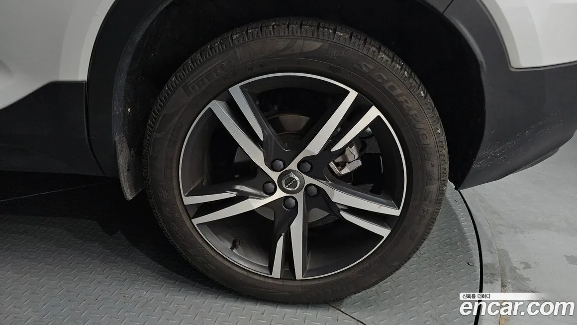 Volvo XC40 2021 из KR, фото 5