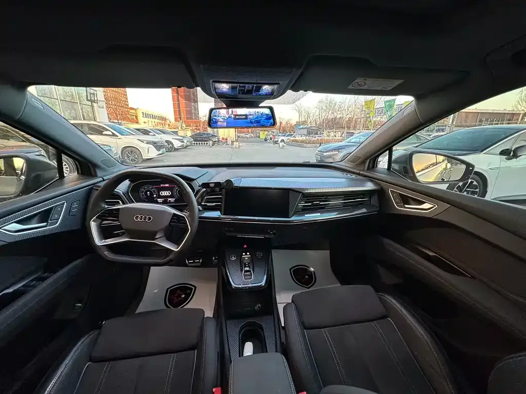 Audi Q4 e-tron 2023 из CN, фото 8