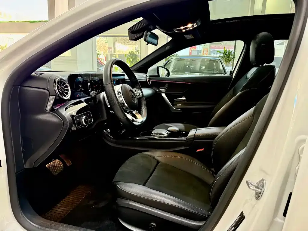 Mercedes-Benz A-Class 2021 из CN, фото 4