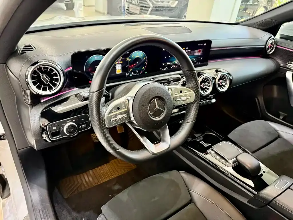 Mercedes-Benz A-Class 2021 из CN, фото 7