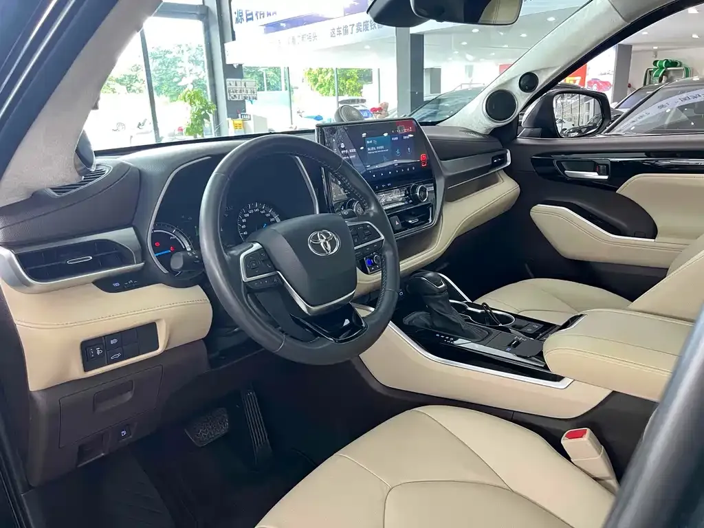 Toyota Highlander 2022 из CN, фото 10