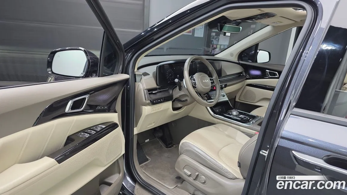 Kia Carnival — фото 10