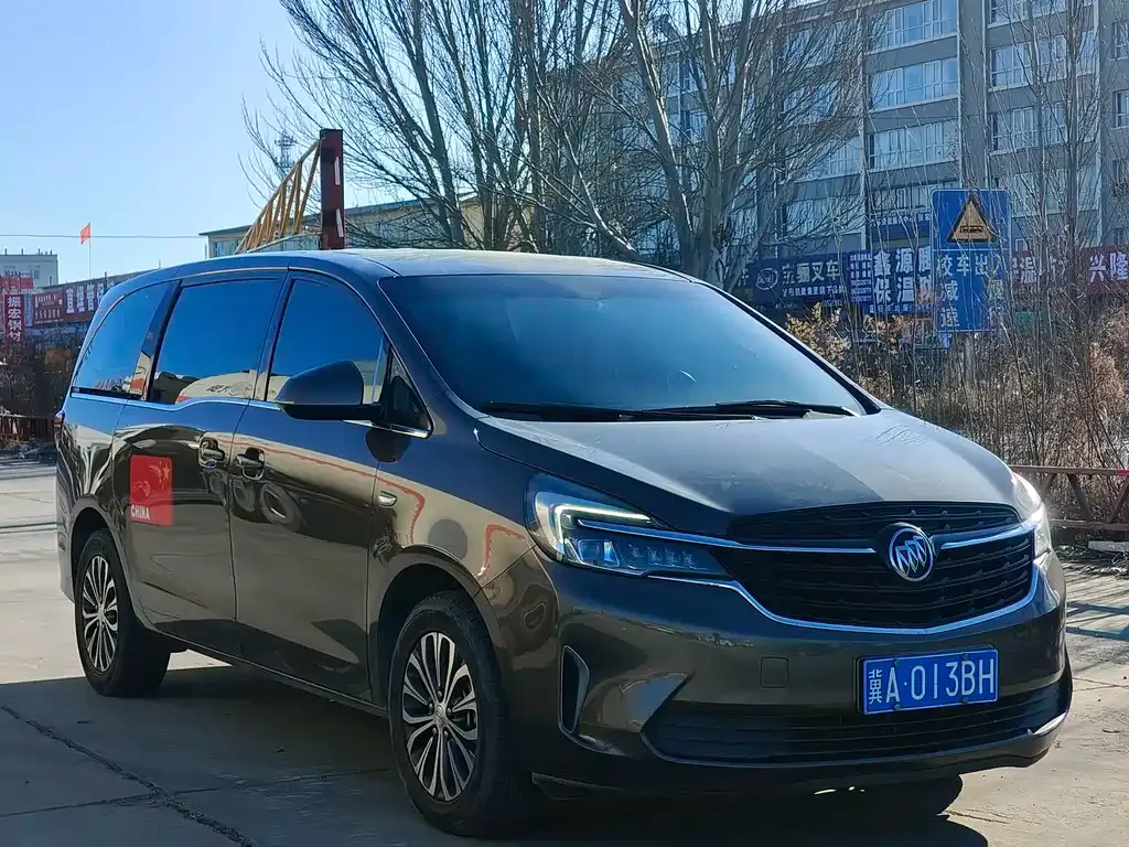 Buick GL8 2021 из CN, фото 2