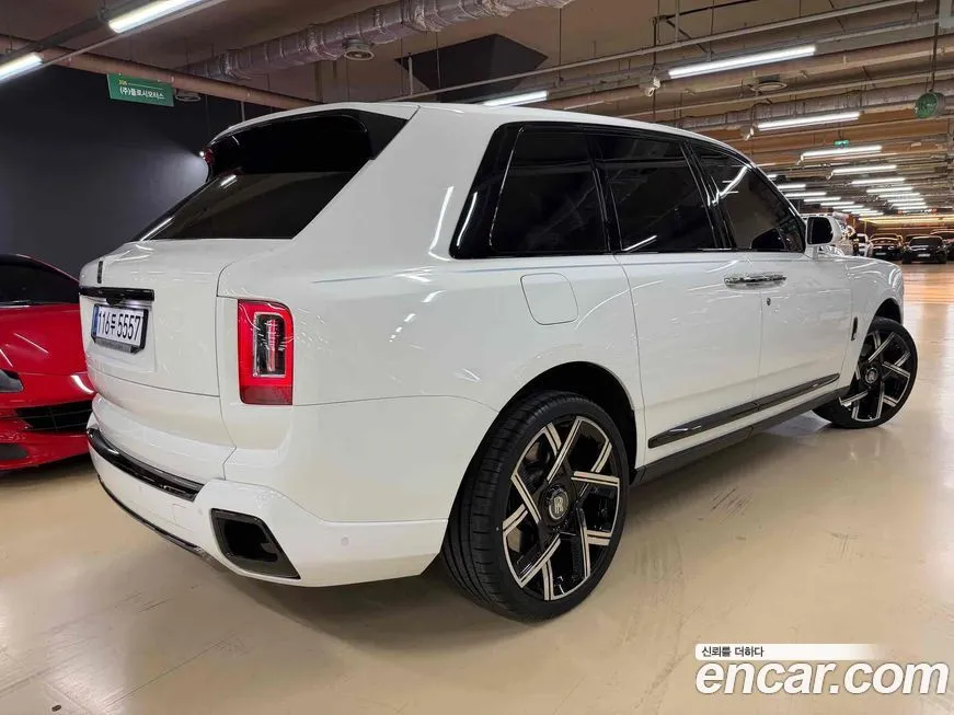 Rolls-Royce Cullinan 2022 из KR, фото 6