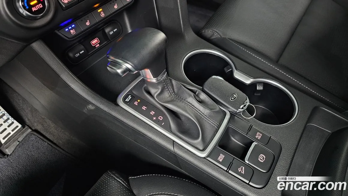 Kia Sportage — фото 9