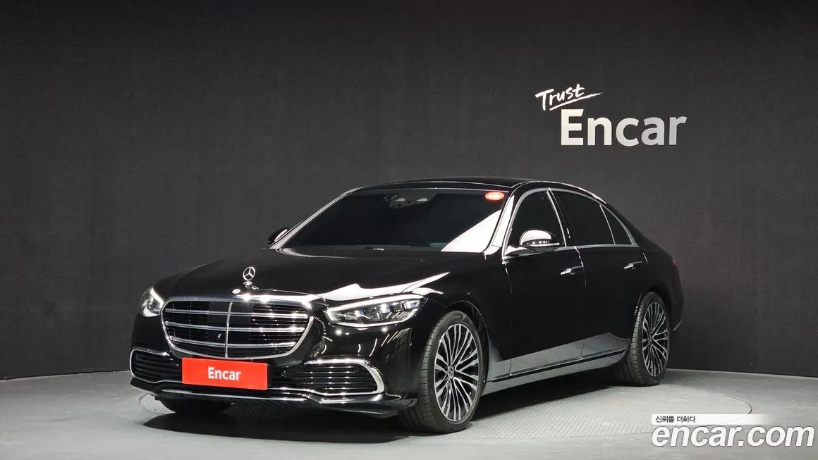Mercedes-Benz S-Class — фото 1