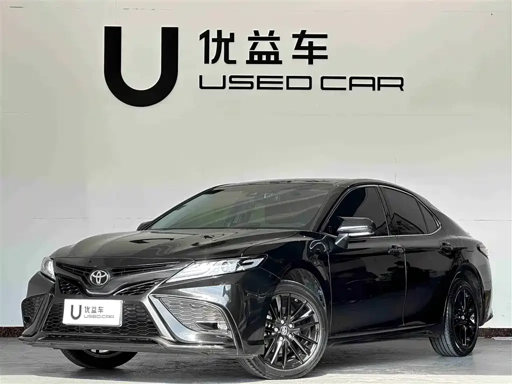 Toyota Camry 2023 из CN, фото 1