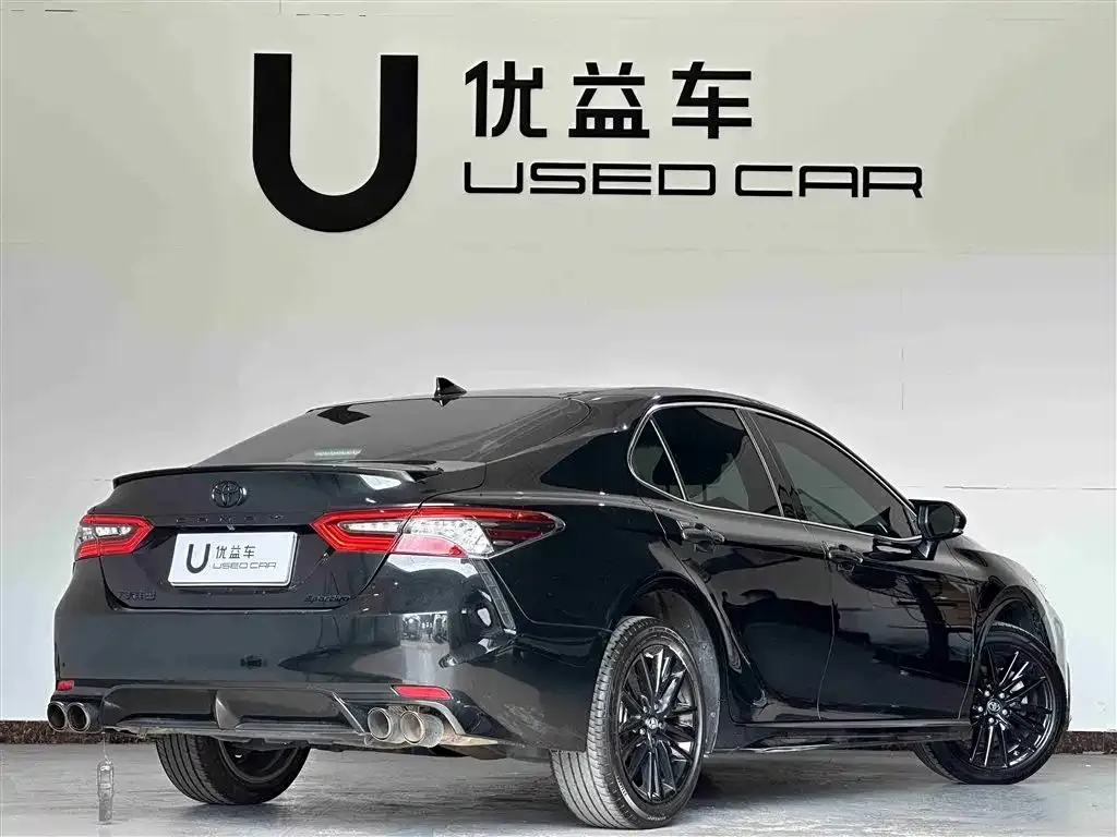 Toyota Camry 2023 из CN, фото 9