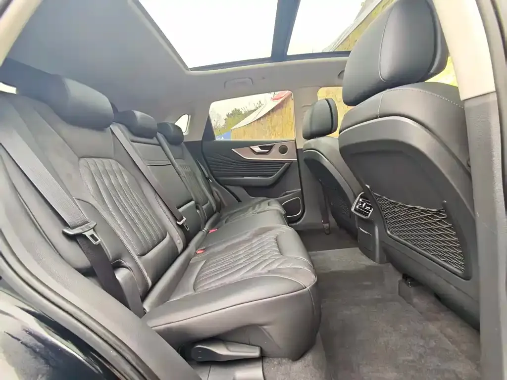 Hongqi HS5 2024 из CN, фото 5