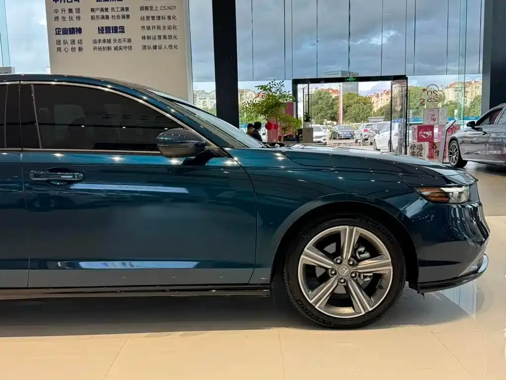 Honda Accord 2023 из CN, фото 4