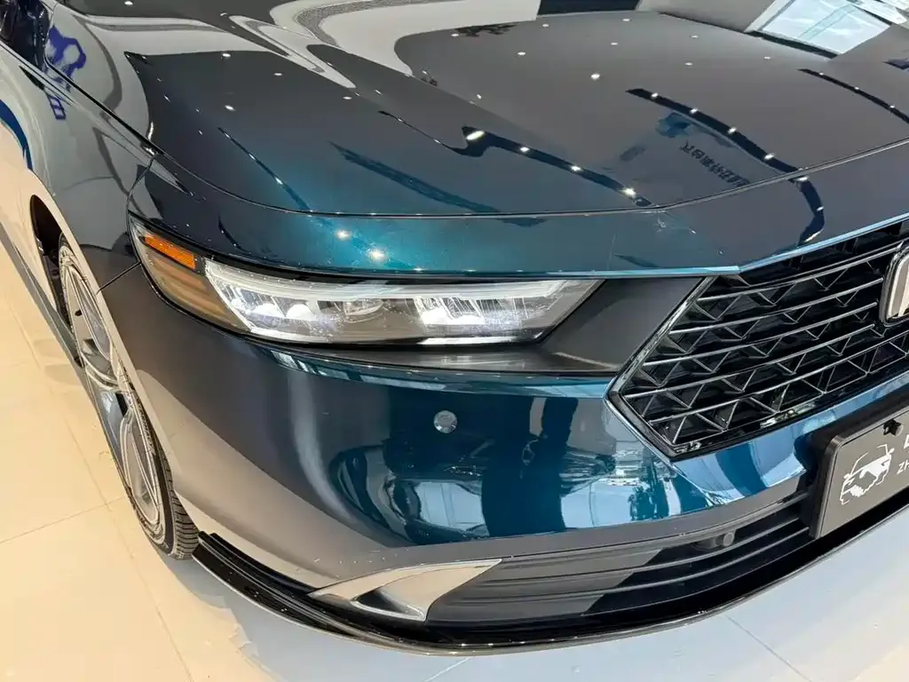 Honda Accord 2023 из CN, фото 5