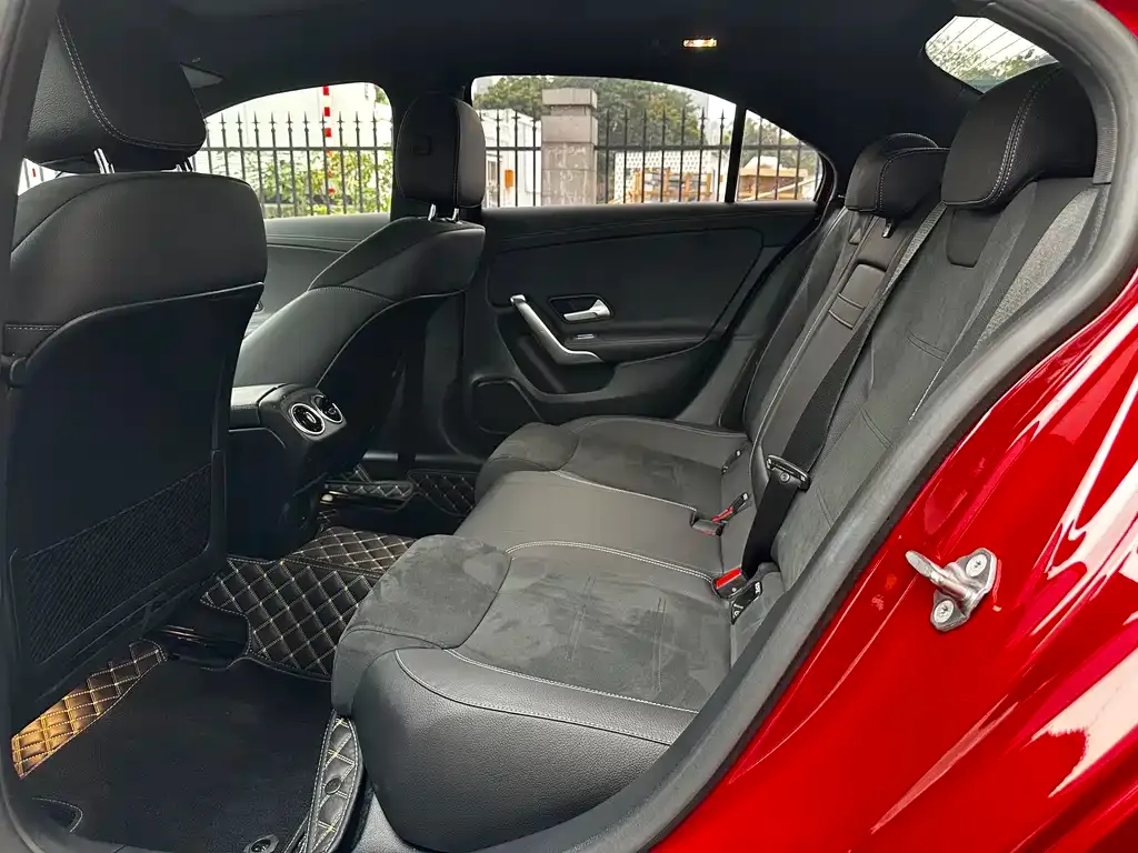 Mercedes-Benz A-Class 2023 из CN, фото 5