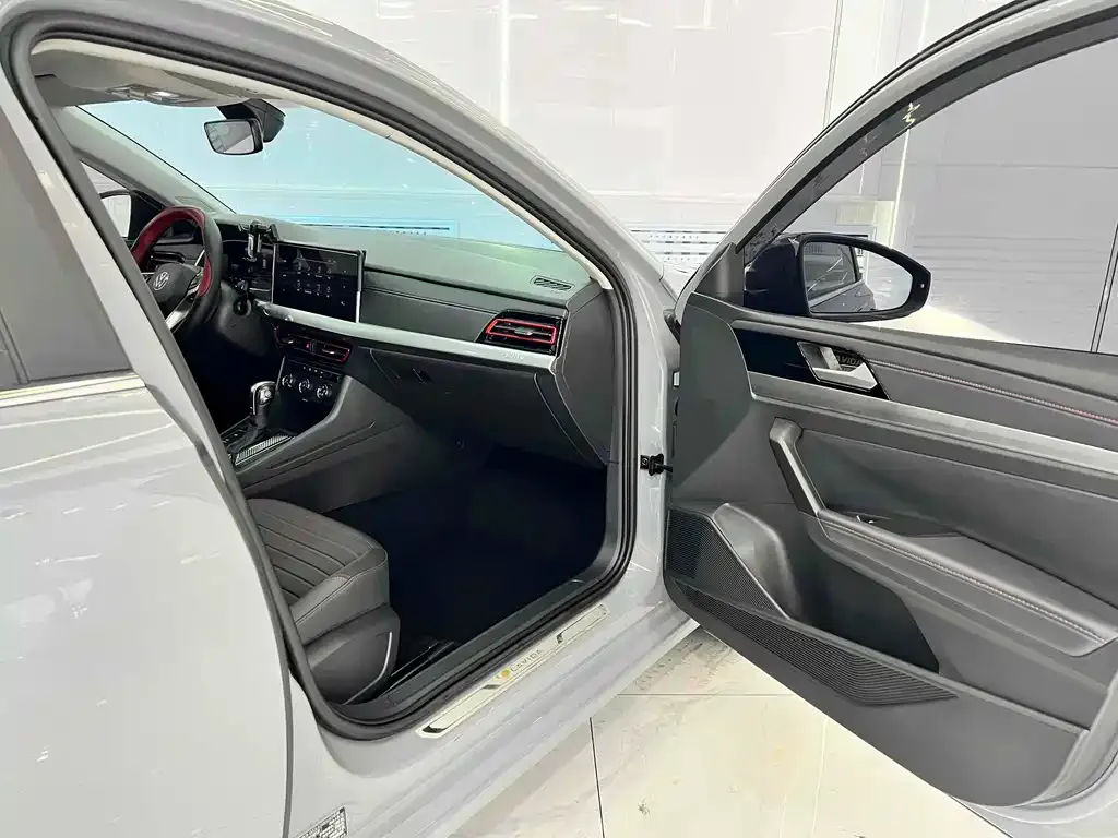 Volkswagen Lavida 2022 из CN, фото 10