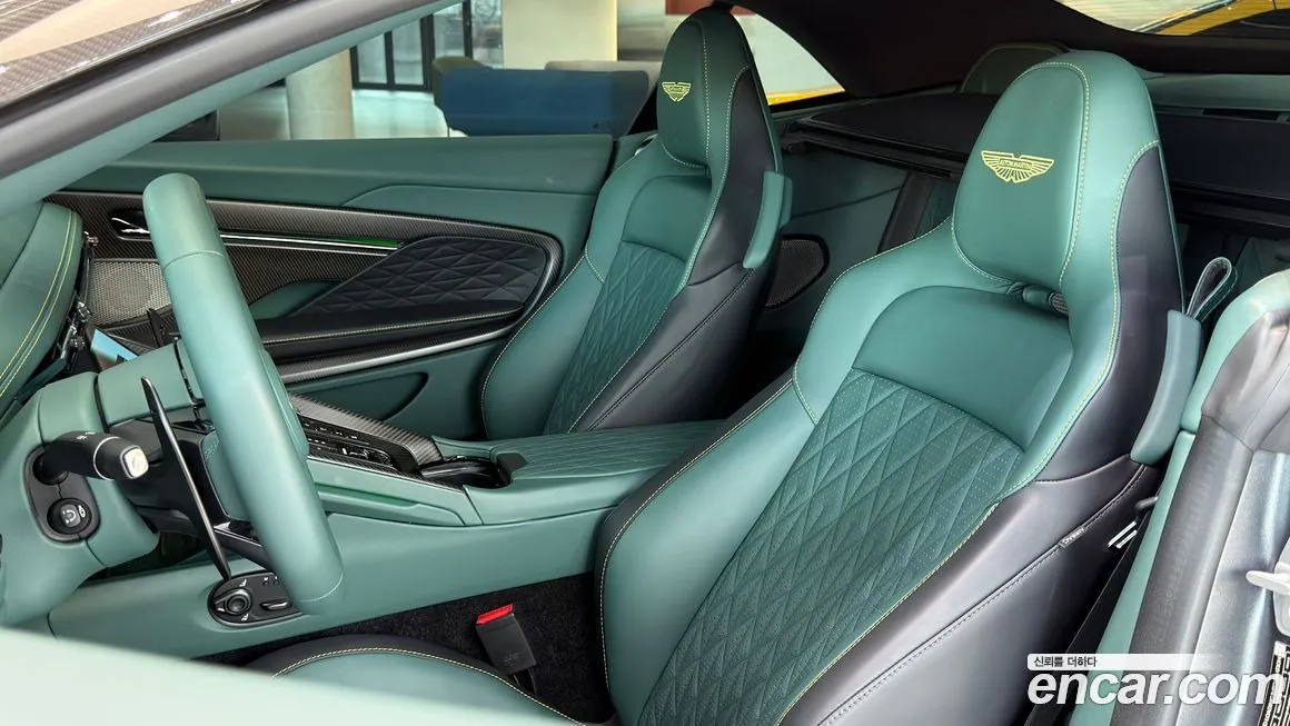 Aston Martin DB12 2025 из KR, фото 7