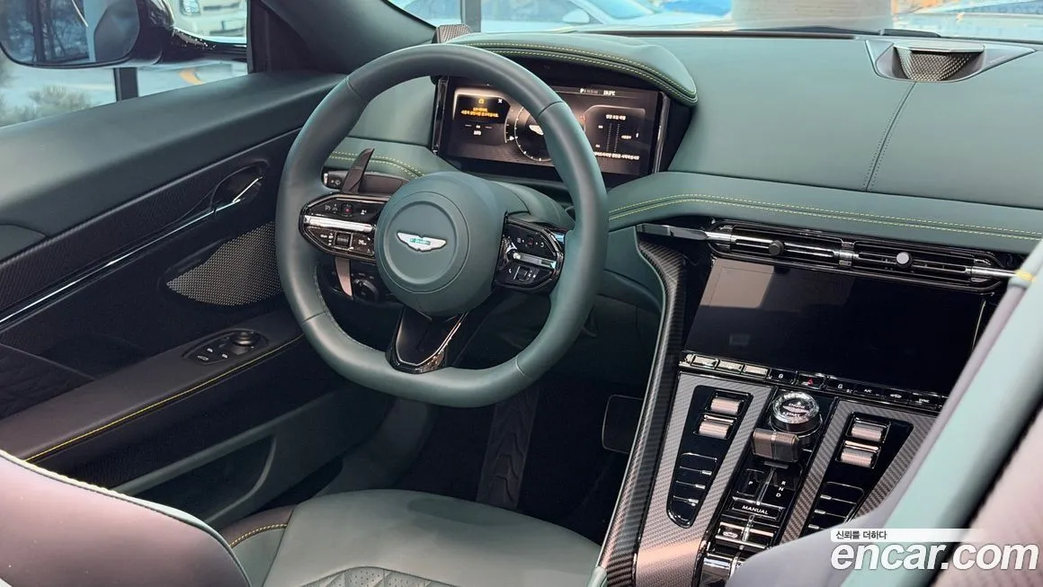 Aston Martin DB12 2025 из KR, фото 8