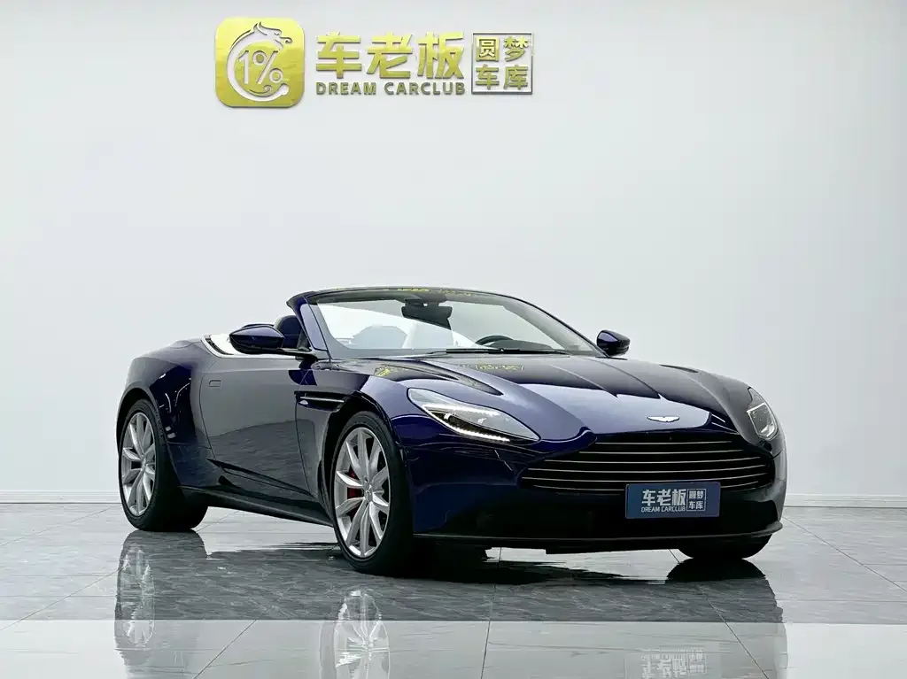 Aston Martin DB11 2021 из CN, фото 3