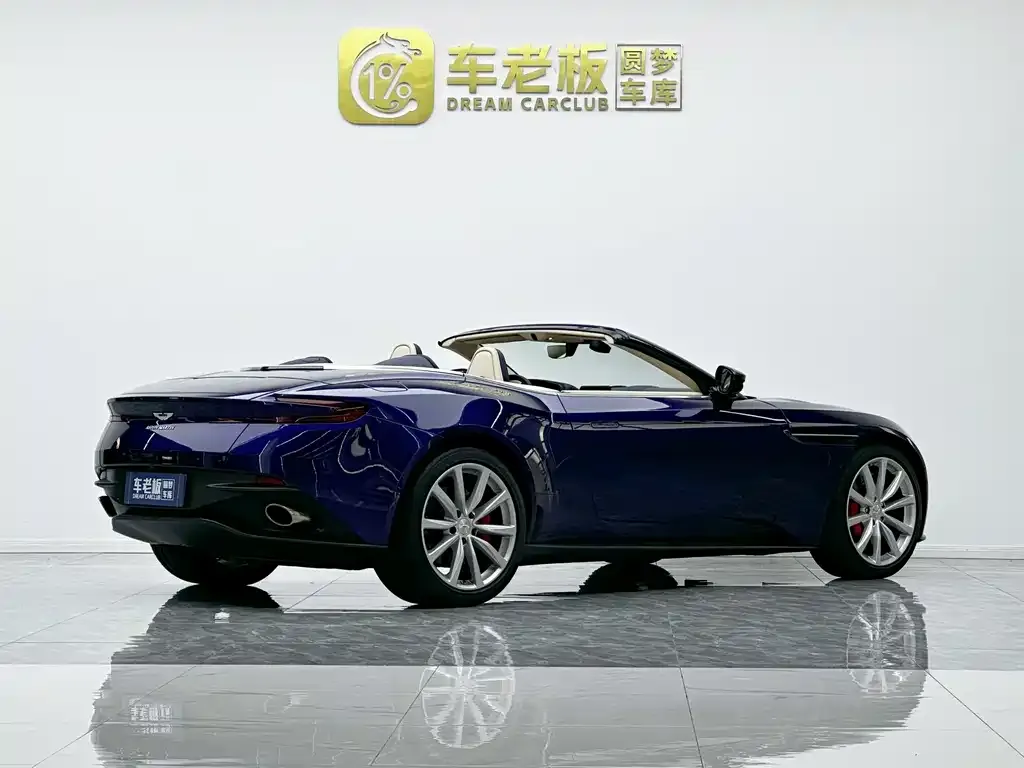 Aston Martin DB11 2021 из CN, фото 4